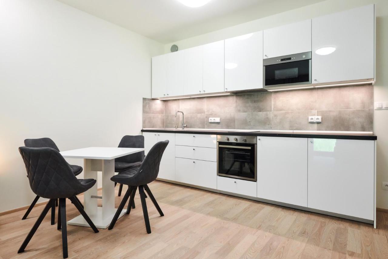 Residence Port Karolina براغ المظهر الخارجي الصورة